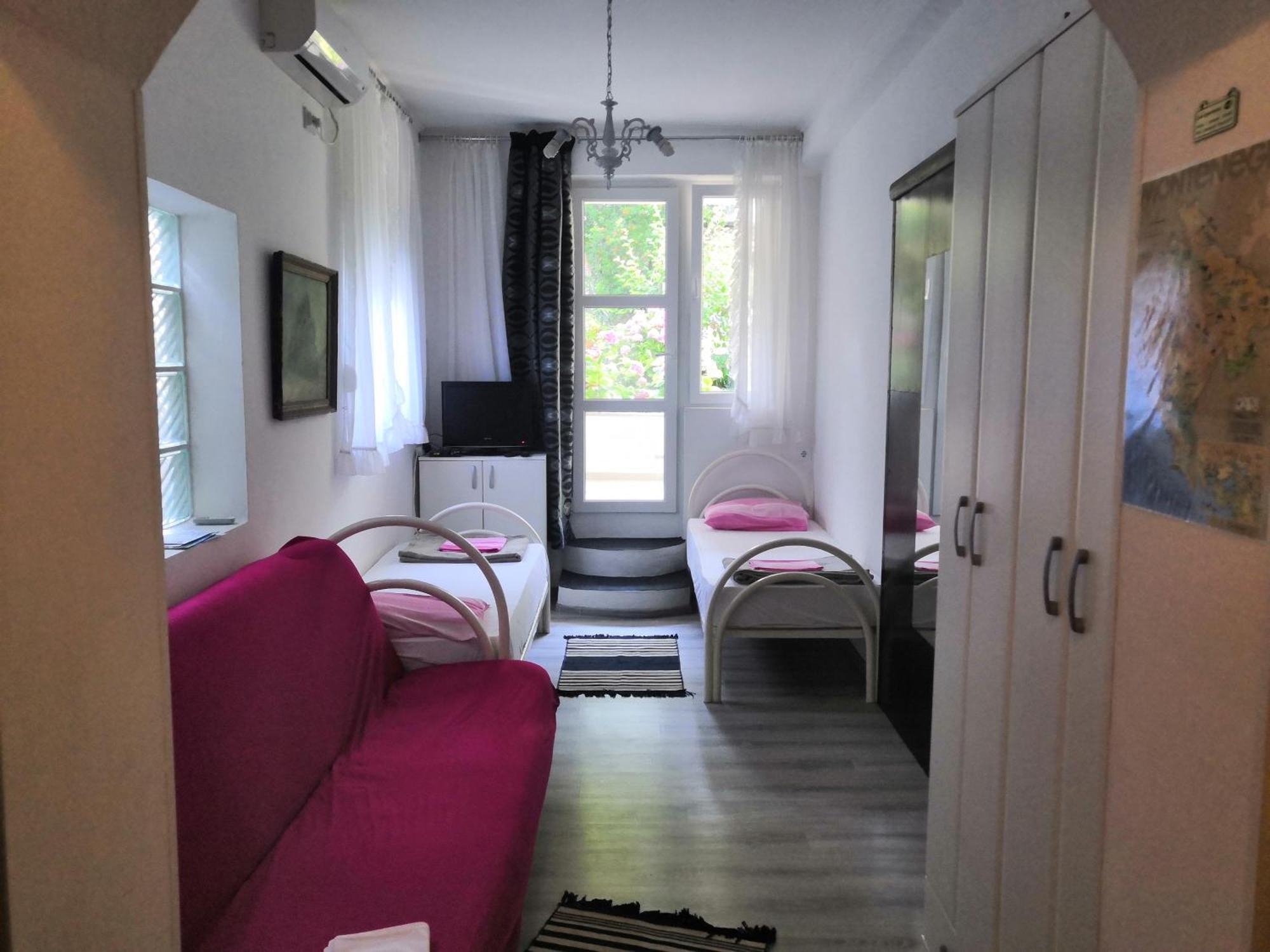 Apartments Colic Херцег-Нови Номер фото